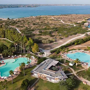 4* Semesteranläggning (resort) Voi Arenella